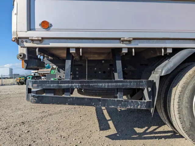 三菱 キャンター 2RG-FEAV0(2WD)の写真29