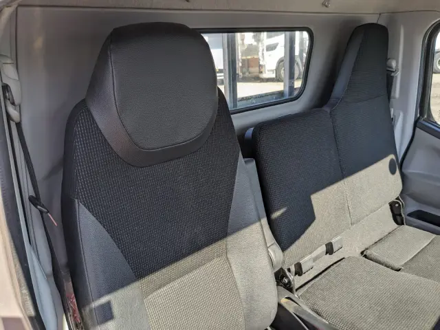 三菱 キャンター 2RG-FEAV0(2WD)の写真34