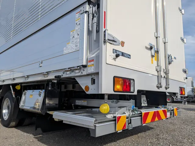 三菱 ファイター 2KG-FK65F(2WD)の写真7