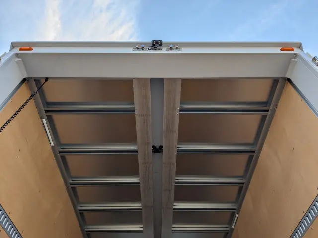 三菱 ファイター 2KG-FK65F(2WD)の写真13