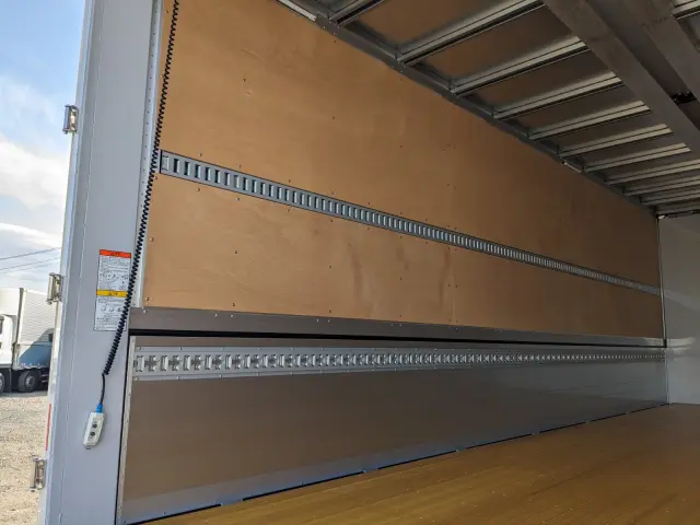 三菱 ファイター 2KG-FK65F(2WD)の写真21