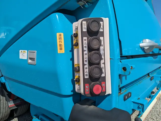 いすゞ エルフ TPG-NMR85AN(2WD)の写真8