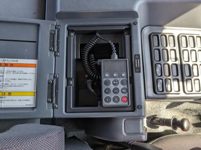 三菱 スーパーグレート QKG-FP54VDR(2WD)の写真21