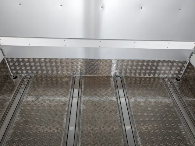 いすゞ ギガ 2PG-CYY77DU(6x4)の写真23