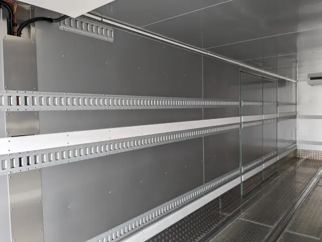 いすゞ ギガ 2PG-CYY77DU(6x4)の写真31