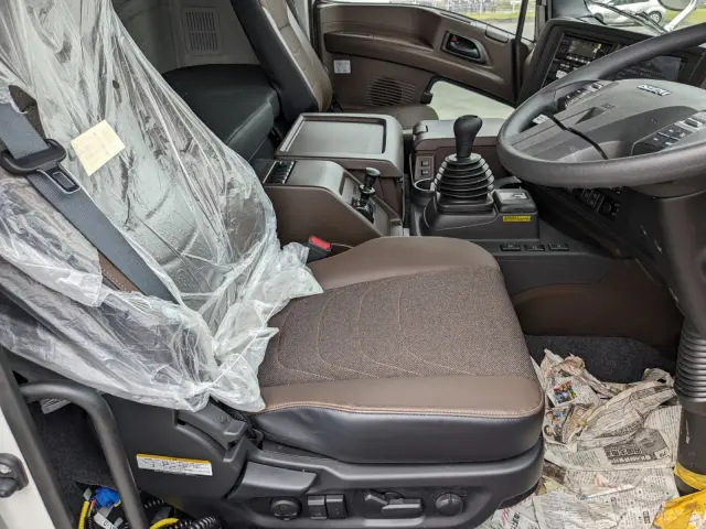 いすゞ ギガ 2PG-CYY77DU(6x4)の写真43