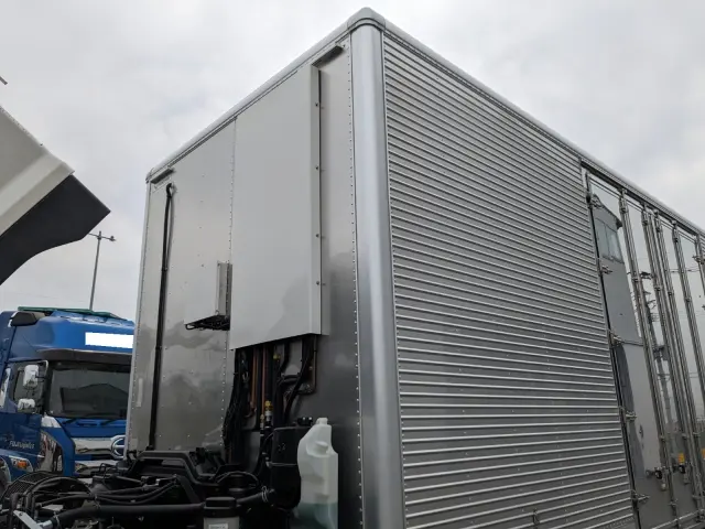 いすゞ ギガ 2PG-CYY77DU(6x4)の写真48