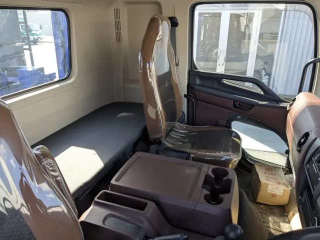 日野 レンジャー 2KG-GK2ABA(6x4)の写真27