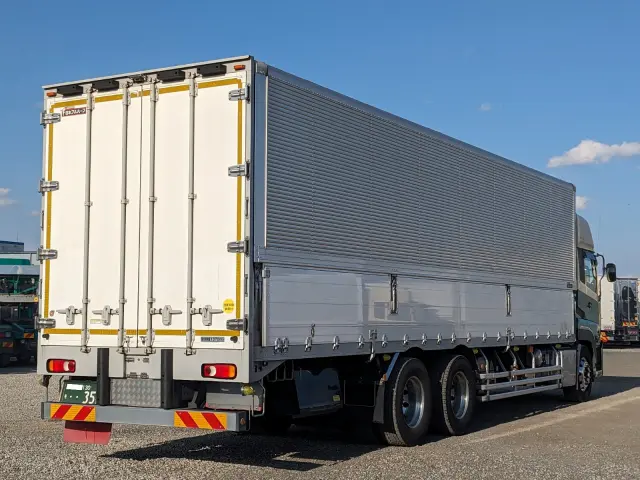 UD クオン 2PG-CD5CA(6x2)の写真4