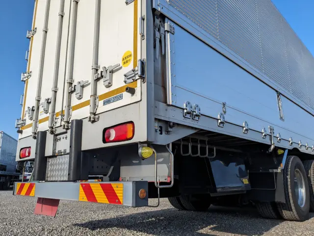 UD クオン 2PG-CD5CA(6x2)の写真6