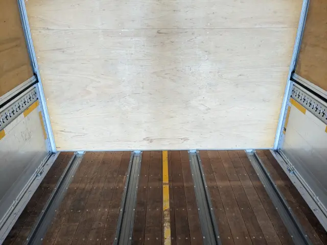 UD クオン 2PG-CD5CA(6x2)の写真13