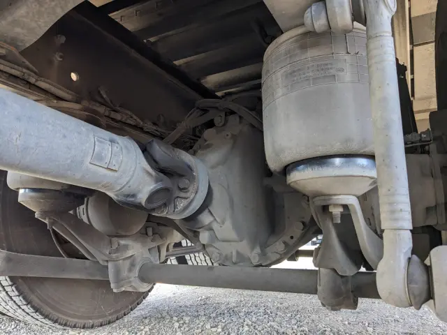 UD クオン 2PG-CD5CA(6x2)の写真23