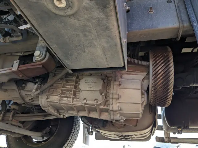 UD クオン 2PG-CD5CA(6x2)の写真24