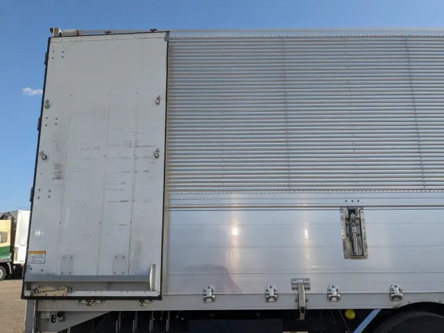 UD クオン 2PG-CD5CA(6x2)の写真31