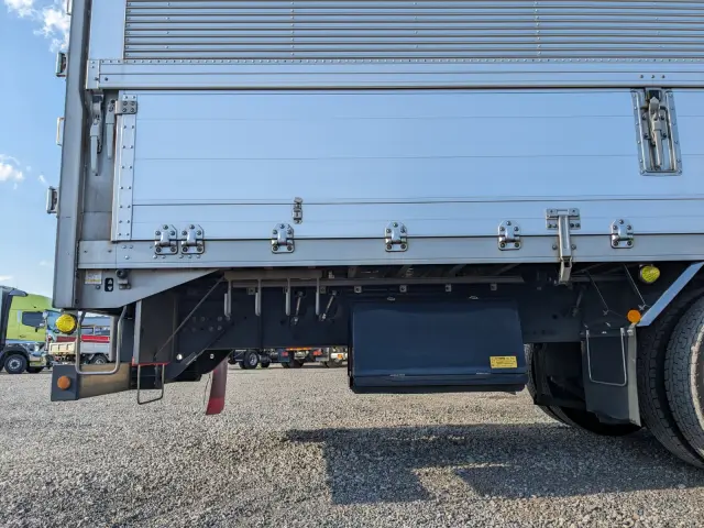 UD クオン 2PG-CD5CA(6x2)の写真32