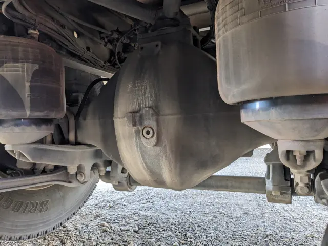 UD クオン 2PG-CD5CA(6x2)の写真34