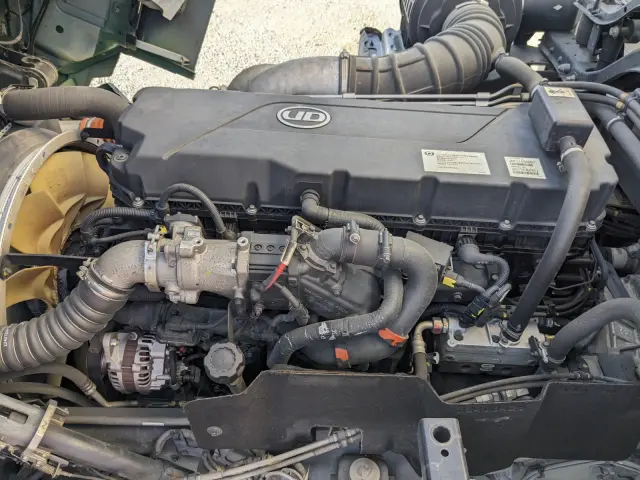 UD クオン 2PG-CD5CA(6x2)の写真44