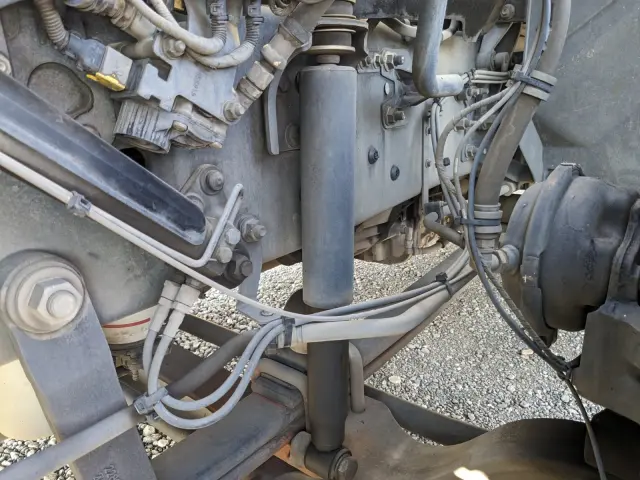 UD クオン 2PG-CD5CA(6x2)の写真45