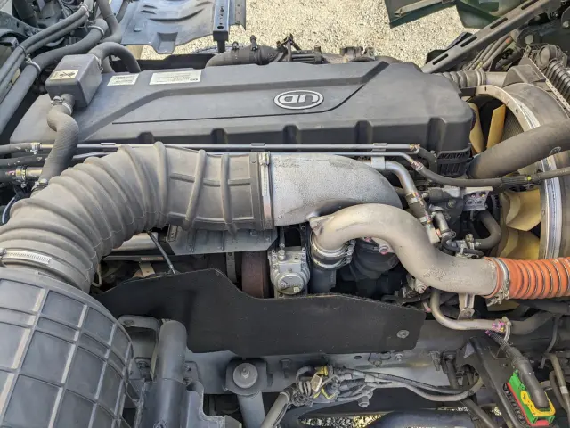 UD クオン 2PG-CD5CA(6x2)の写真49