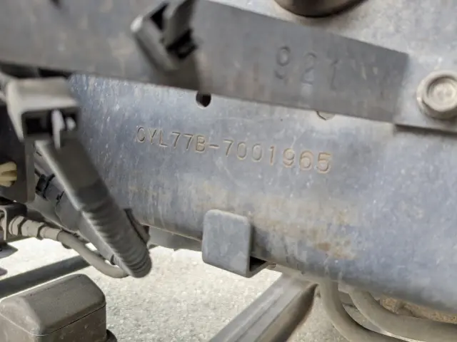 いすゞ ギガ QKG-CYL77B(6x2)の写真38