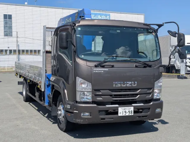 いすゞ フォワード TKG-FRR90S2(2WD)の写真2