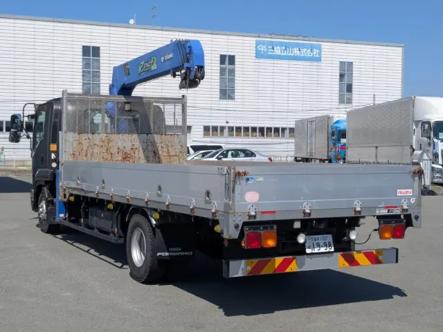 いすゞ フォワード TKG-FRR90S2(2WD)の写真3