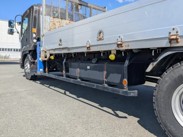 いすゞ フォワード TKG-FRR90S2(2WD)の写真11