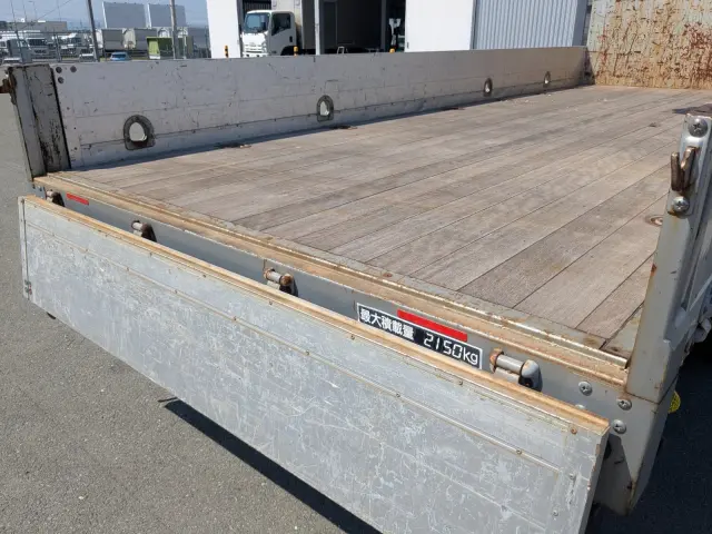 いすゞ フォワード TKG-FRR90S2(2WD)の写真15