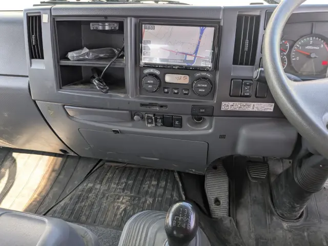 いすゞ フォワード TKG-FRR90S2(2WD)の写真28