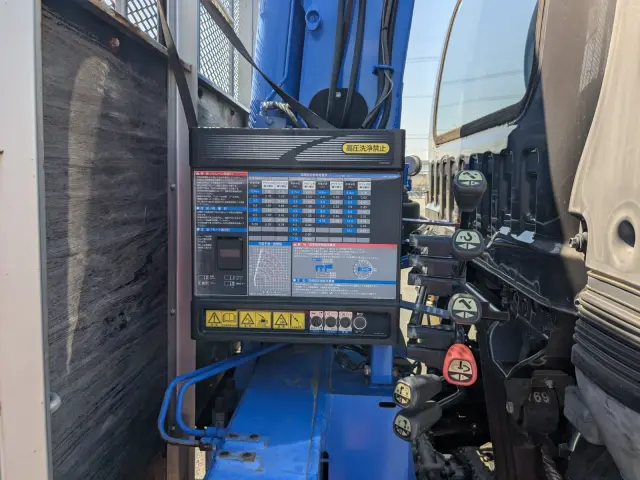 いすゞ フォワード TKG-FRR90S2(2WD)の写真30