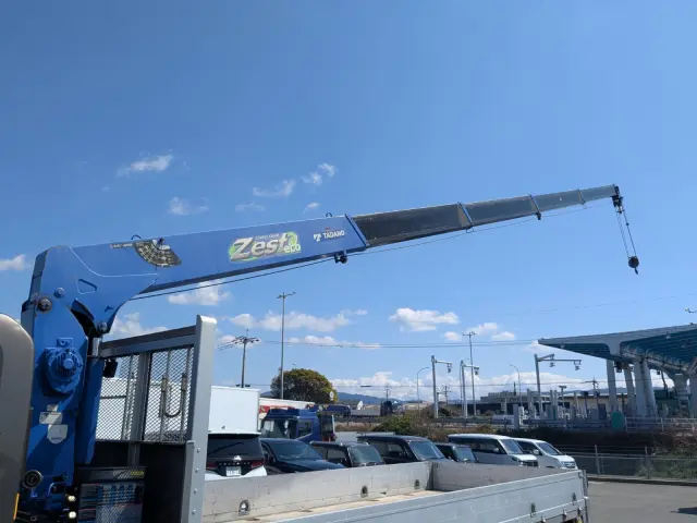 いすゞ フォワード TKG-FRR90S2(2WD)の写真32