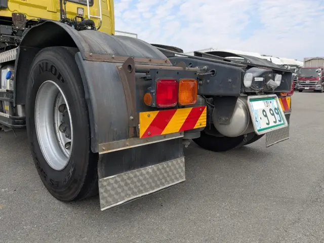 ＵＤ クオン QKG-GK6XAB(2WD)の写真5