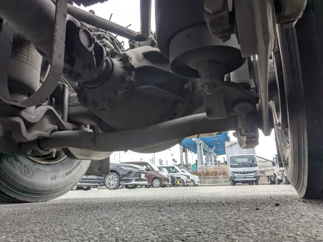 ＵＤ クオン QKG-GK6XAB(2WD)の写真9