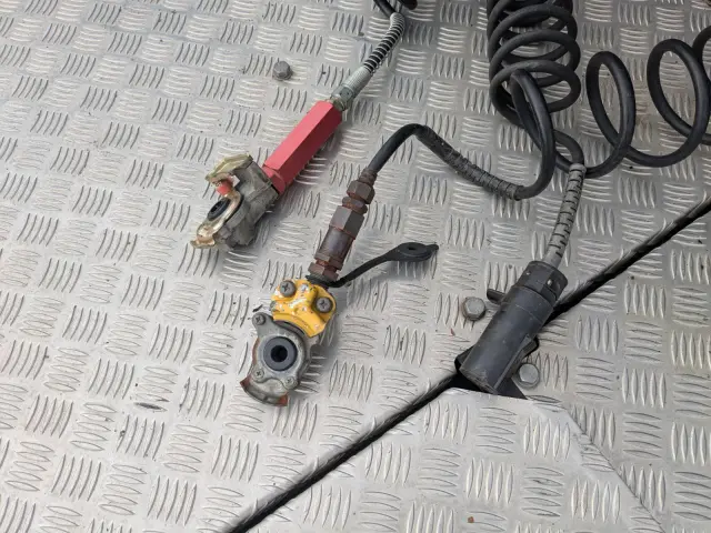 ＵＤ クオン QKG-GK6XAB(2WD)の写真18