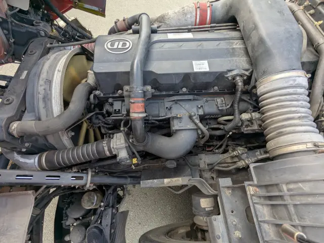 ＵＤ クオン QKG-GK6XAB(2WD)の写真29