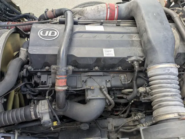 ＵＤ クオン QKG-GK6XAB(2WD)の写真30