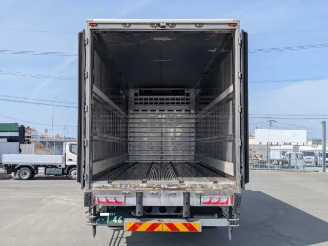 ＵＤ クオン QKG-CG5ZA(8x4)の写真9