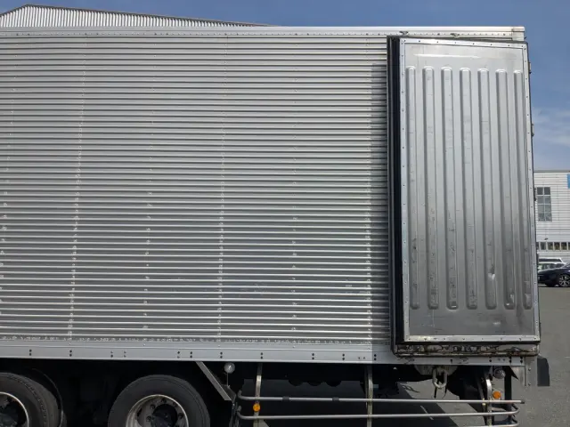 ＵＤ クオン QKG-CG5ZA(8x4)の写真10