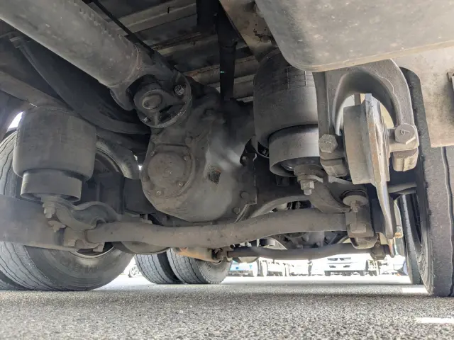 ＵＤ クオン QKG-CG5ZA(8x4)の写真13