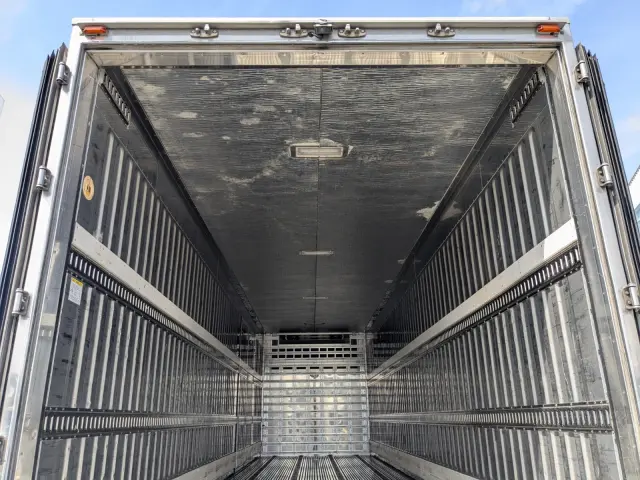 ＵＤ クオン QKG-CG5ZA(8x4)の写真24