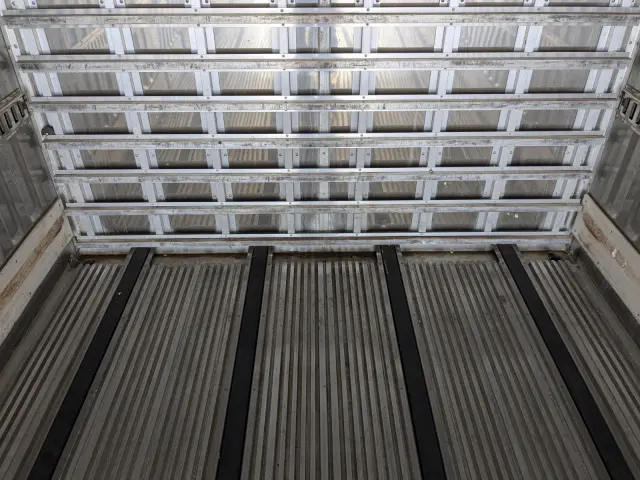 ＵＤ クオン QKG-CG5ZA(8x4)の写真27