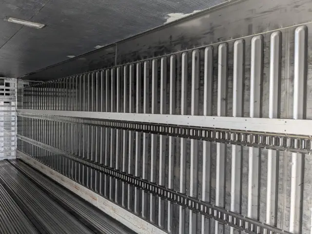 ＵＤ クオン QKG-CG5ZA(8x4)の写真30