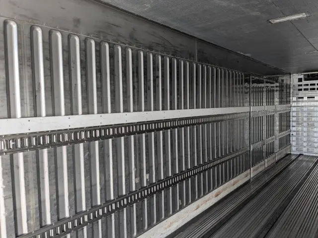 ＵＤ クオン QKG-CG5ZA(8x4)の写真31