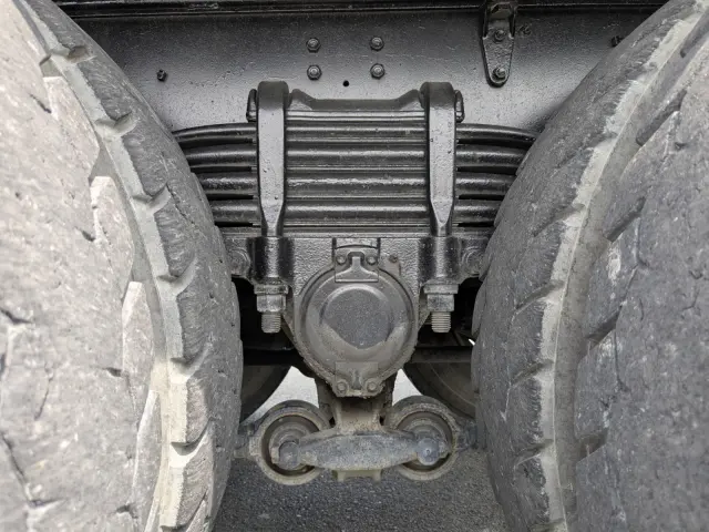 いすゞ ギガ QKG-CXZ77AT(6x4)の写真10