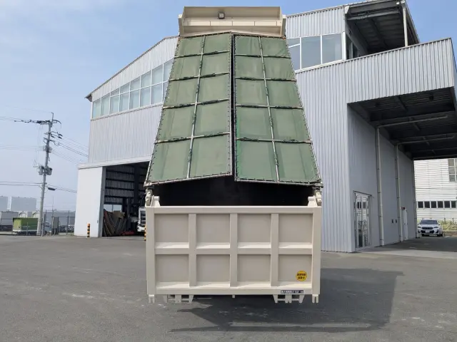 いすゞ ギガ QKG-CXZ77AT(6x4)の写真17