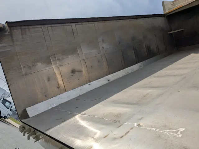 いすゞ ギガ QKG-CXZ77AT(6x4)の写真21