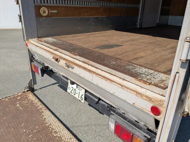 いすゞ エルフ TKG-NPR85AN(2WD)の写真11