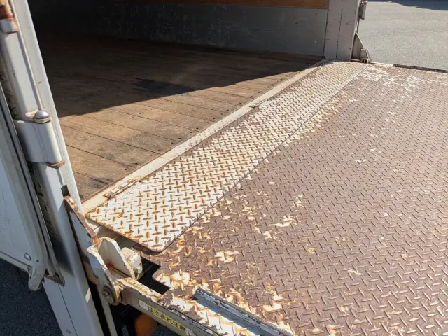 いすゞ エルフ TKG-NPR85AN(2WD)の写真20