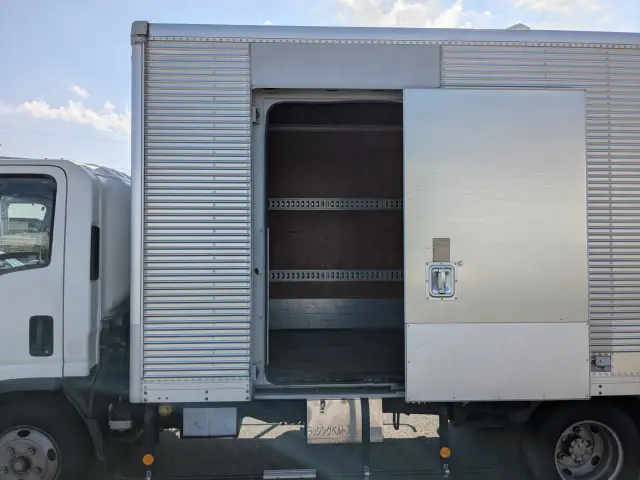 いすゞ エルフ TKG-NPR85AN(2WD)の写真21