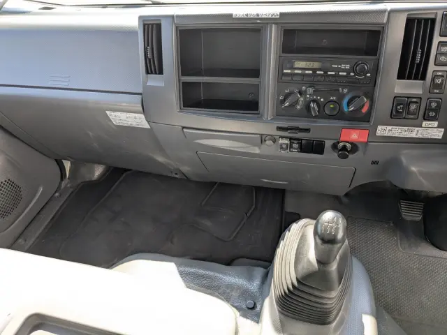 いすゞ エルフ TKG-NPR85AN(2WD)の写真23